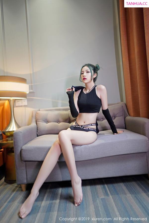 贾诗晗 小樱和 [XIUREN]高清写真图 2019.08.26 贾诗晗第24张图片